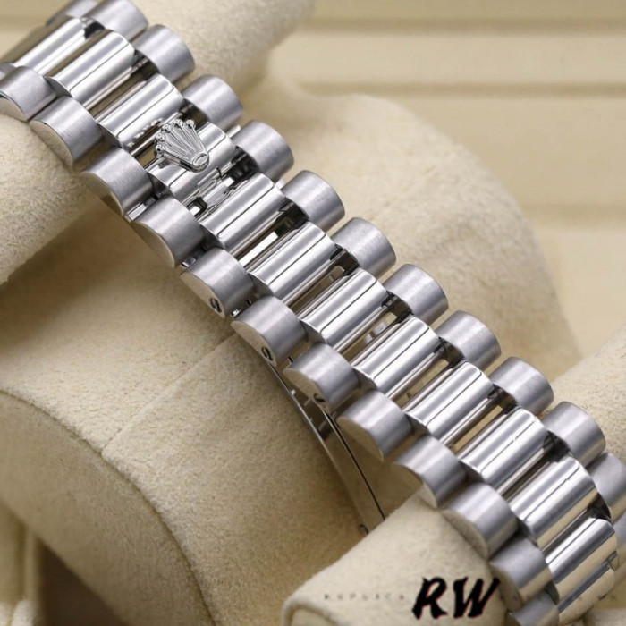 Rolex Day-Date 118296 Platinum Silver Dial Diamond 36mm Unisex Replica Watch