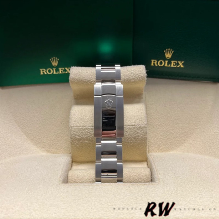 Rolex Datejust 126334 Fluted Bezel White MOP Dial 41MM Mens Replica Watch