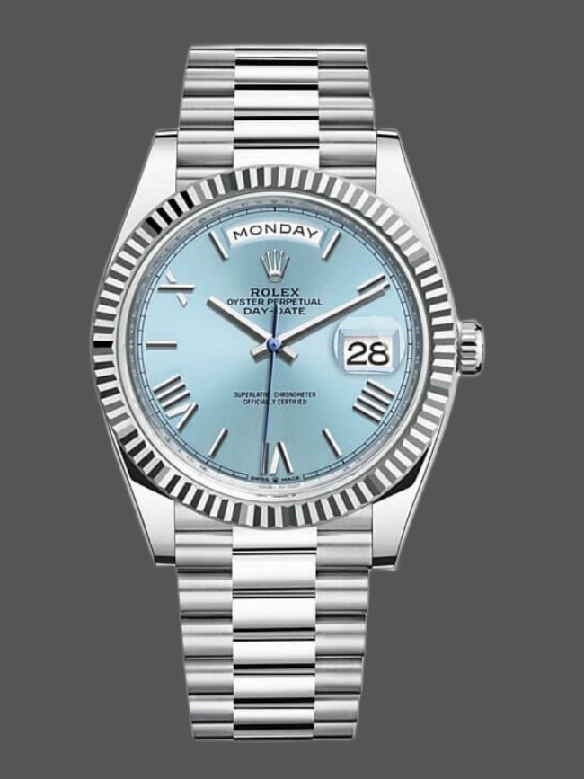 Rolex Day-Date 228236 Fluted Bezel Ice Blue Dial 40MM Mens Replica Watch