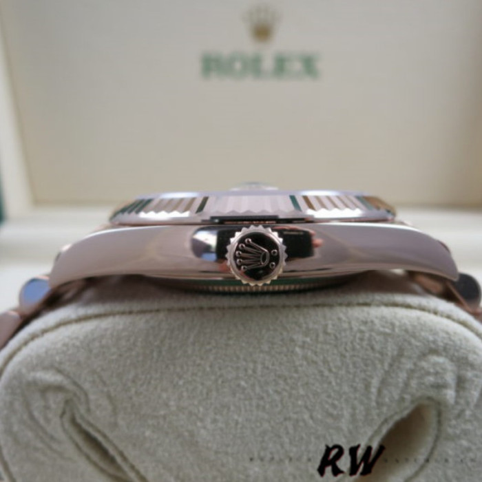 Rolex Day-Date 228235 Diamond Paved Dial Fluted Bezel 40mm Mens Replica Watch