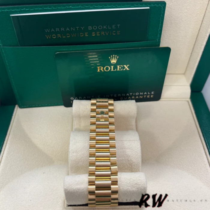 Rolex Day-Date 228238 Black Diamond Dial Fluted Bezel 40mm Mens Replica Watch