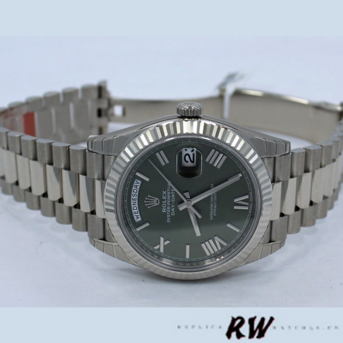 Rolex Day-Date 228239 Green Roman Dial Fluted Bezel 40mm Mens Replica Watch