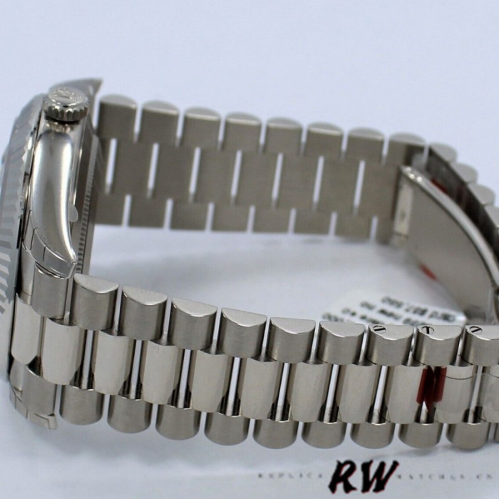 Rolex Day-Date 228239 Green Roman Dial Fluted Bezel 40mm Mens Replica Watch