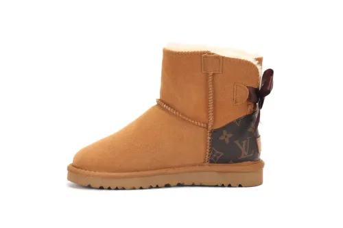 Wholesale boots #UG #LOV