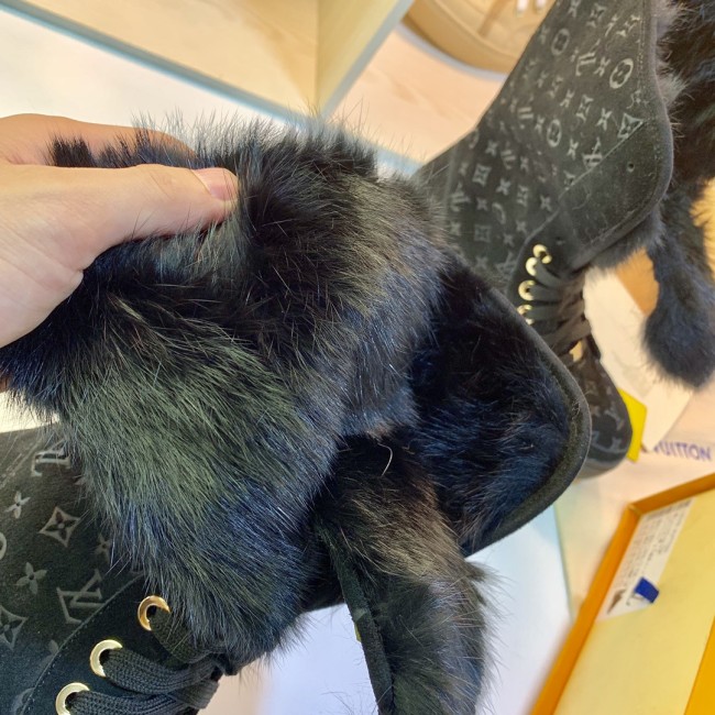 Wholesale Rabbit Fur Boots #LOV