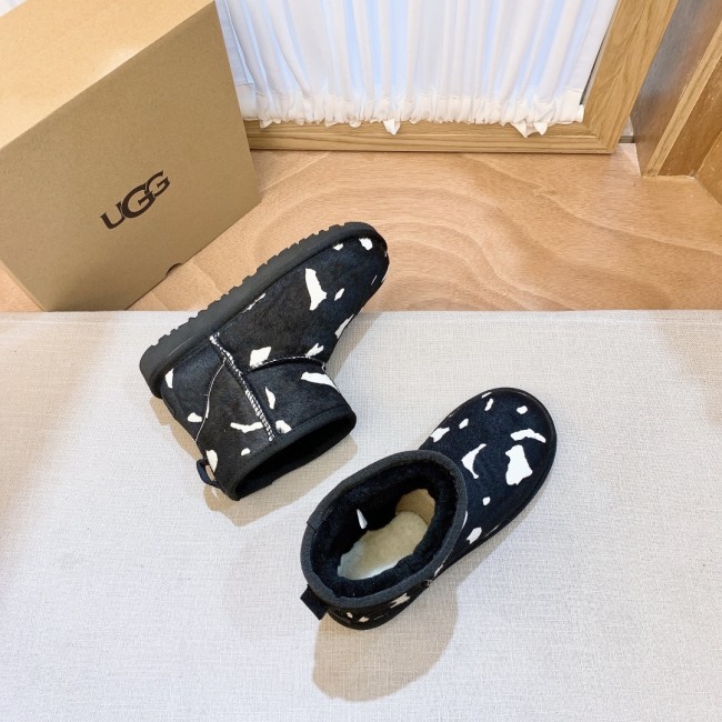 Wholesale Cow Print Boots #UG