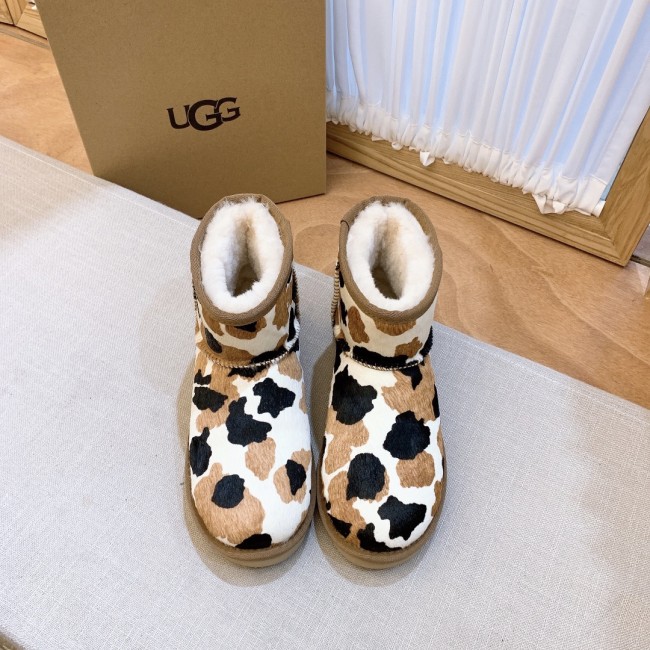 Wholesale Cow Print Boots #UG