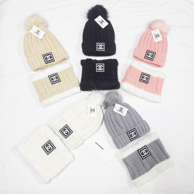 Designer Hat Bib Set