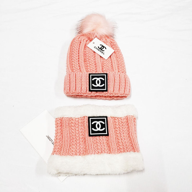 Designer Hat Bib Set