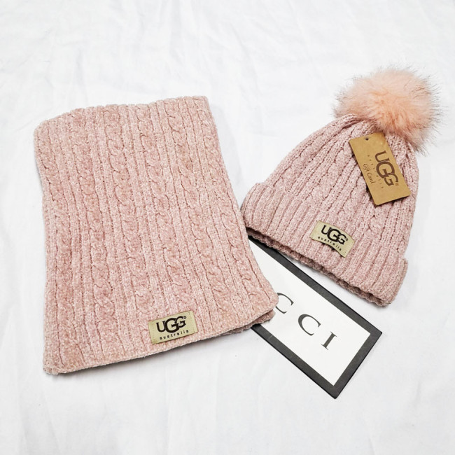 Desinger Hat and Scarf Set