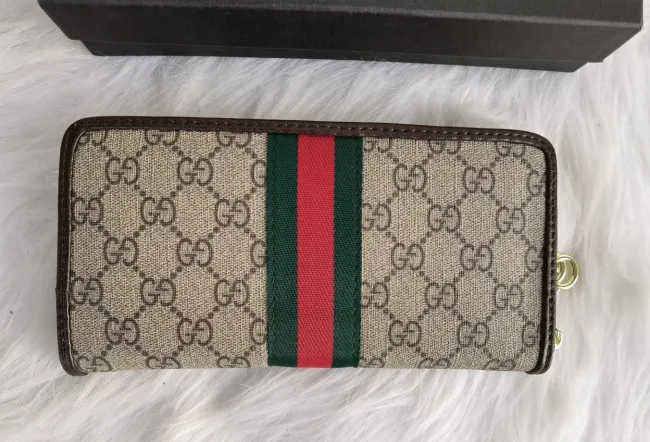 Designer Wallet with Box #GUI