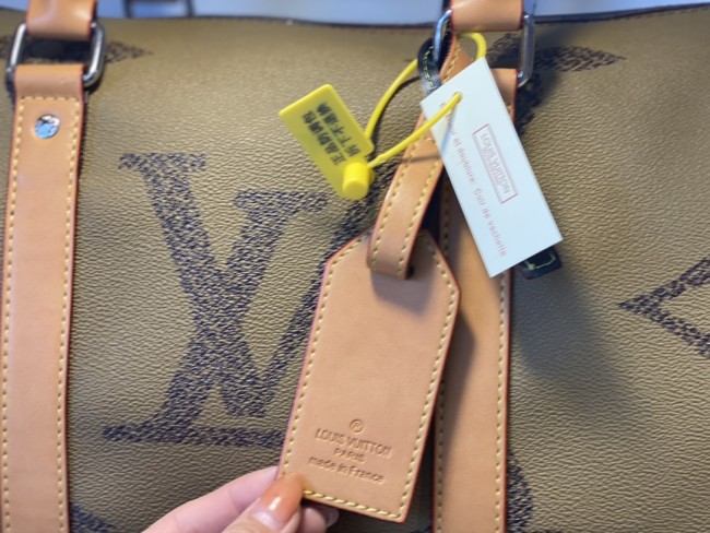 Wholesale Luggage Bag #LOV