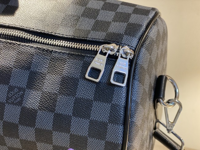 Wholesale Luggage Bag #LOV