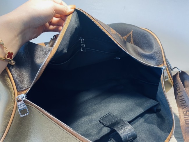 Wholesale Luggage Bag #LOV