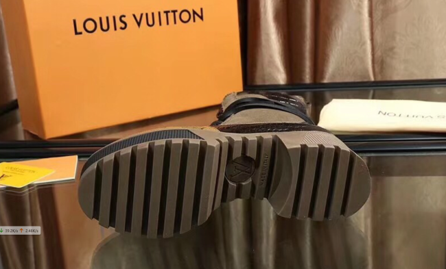 Louis Vuitton Thick Bottom Boots with Box #LOV