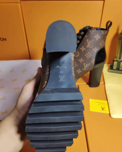 Wholesale Boots Free Shipping with Box  #LOV