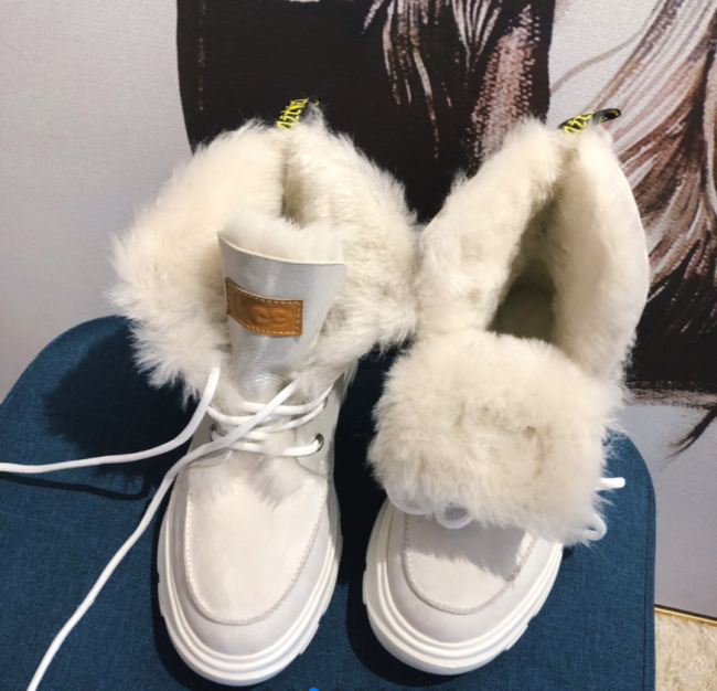 Wholesale Furry Boots with Box Free Shipping #UG