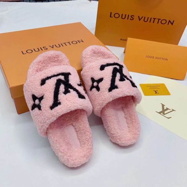 Wholesale Lambswool Slides #LOV