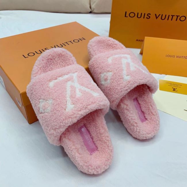 Wholesale Lambswool Slides #LOV