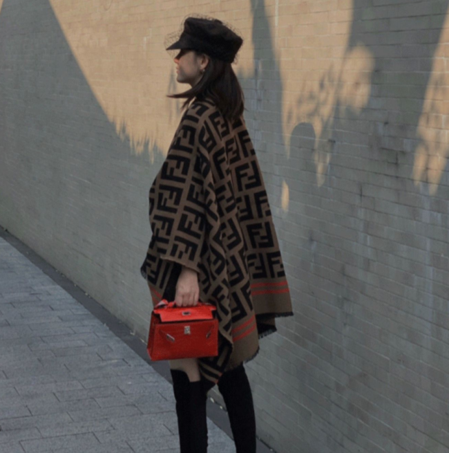 Wholesale Cloak No Box Size 180x130cm #FEI