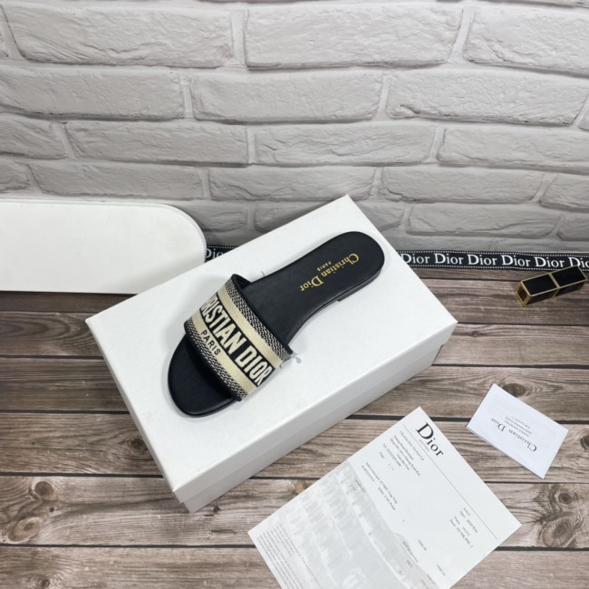 Wholesale   Embroidery Slides with Box #DIO