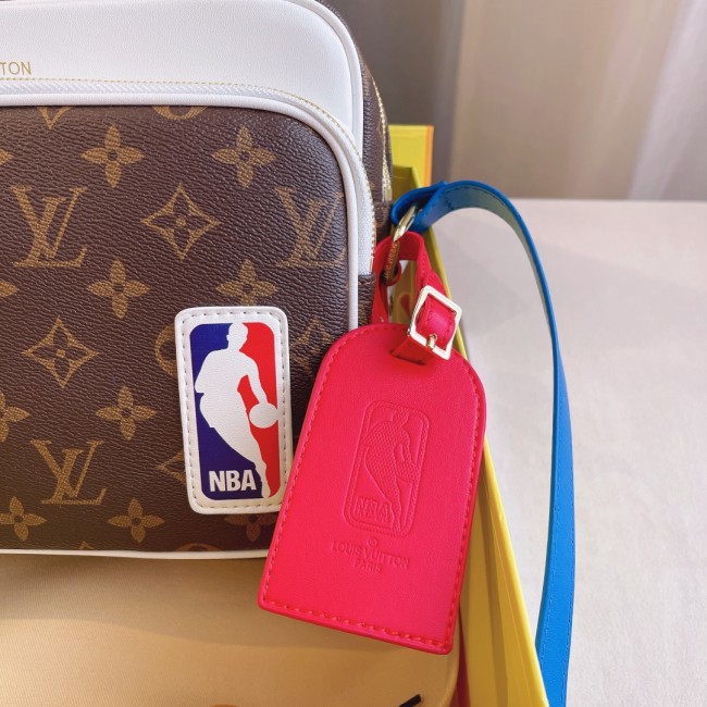 Wholesale & NBA Co-brand Unisex Bag #LOV