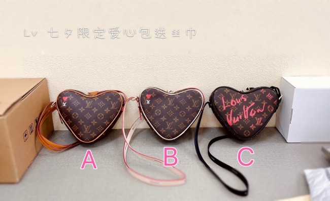 Wholesale  Heart Bag With Box #LOV