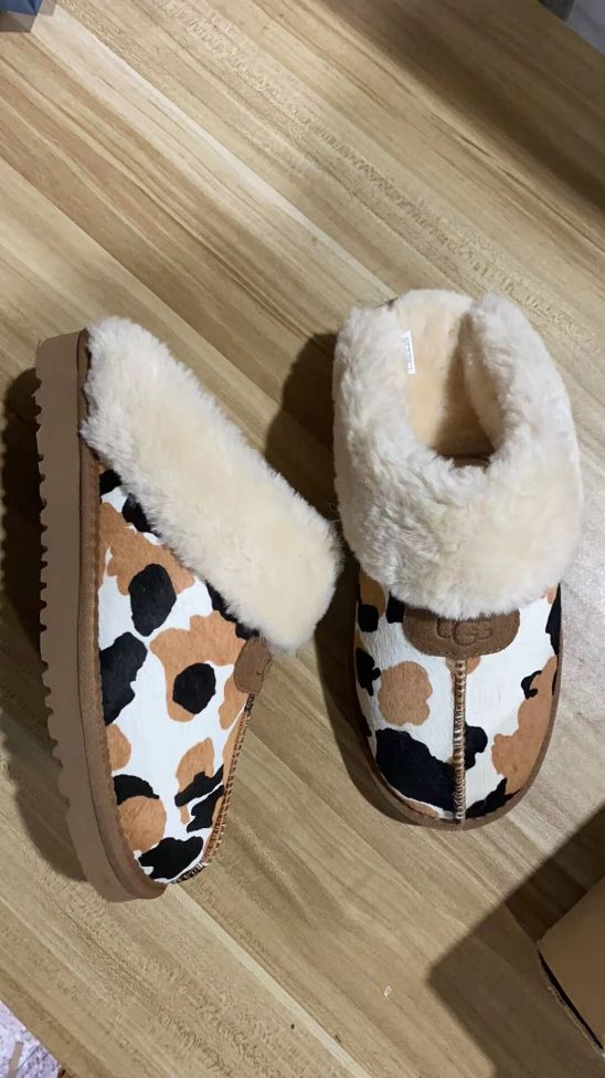 Cow Print Wholesale Slides #UG