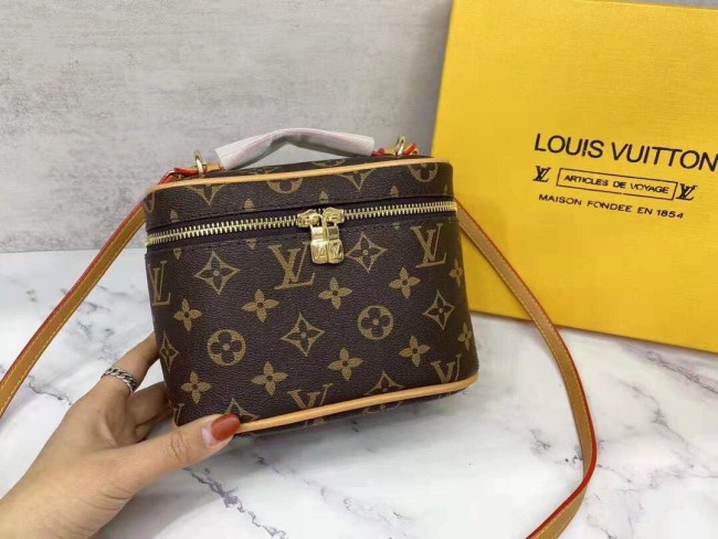 Wholesale Comestic Bag with Box (PU Material）#LOV