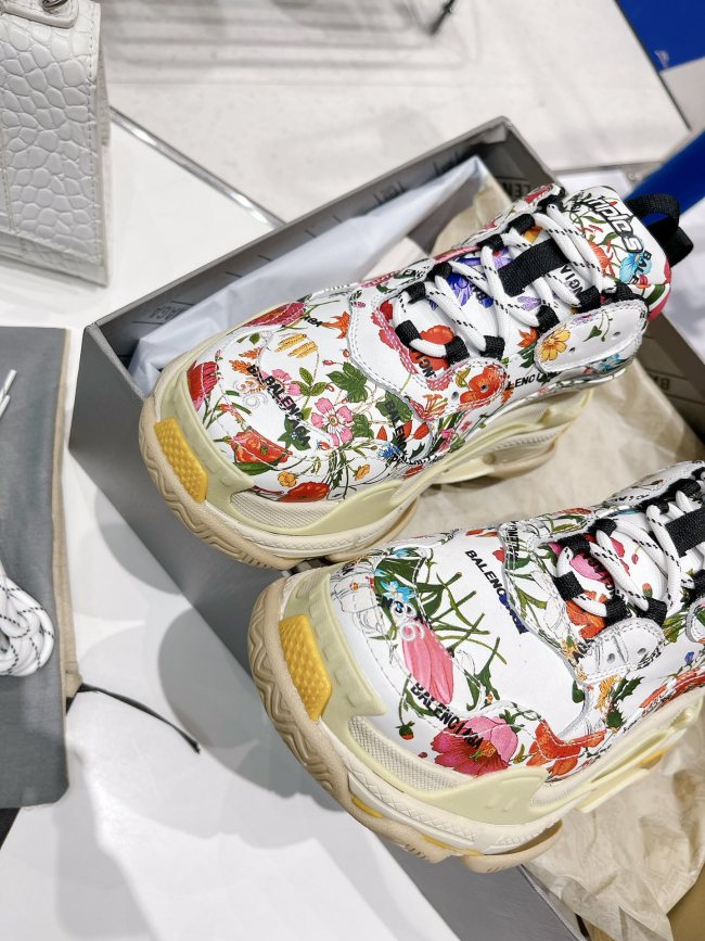 Wholesale Shoes with Box Free Shipping #BAL #GUI