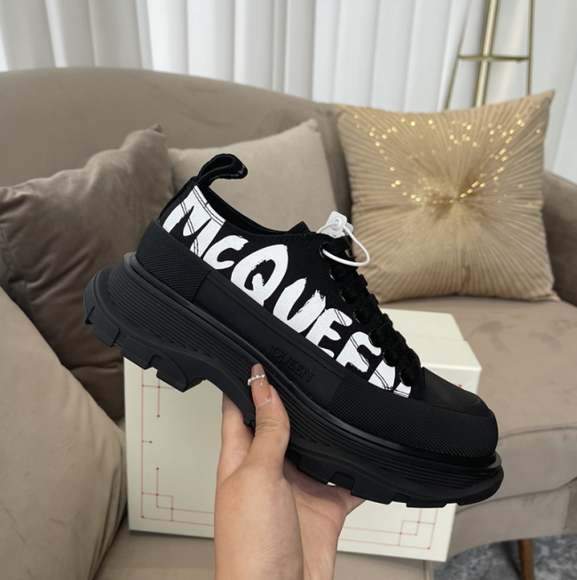 New Wholesale Shoes with Box #MCQ