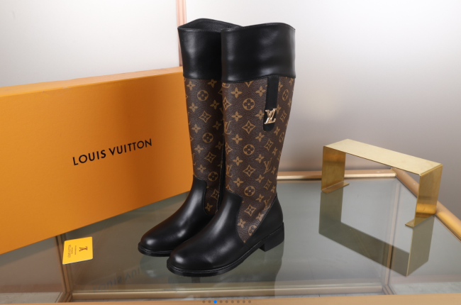 Wholesale Boots with Box #LOV