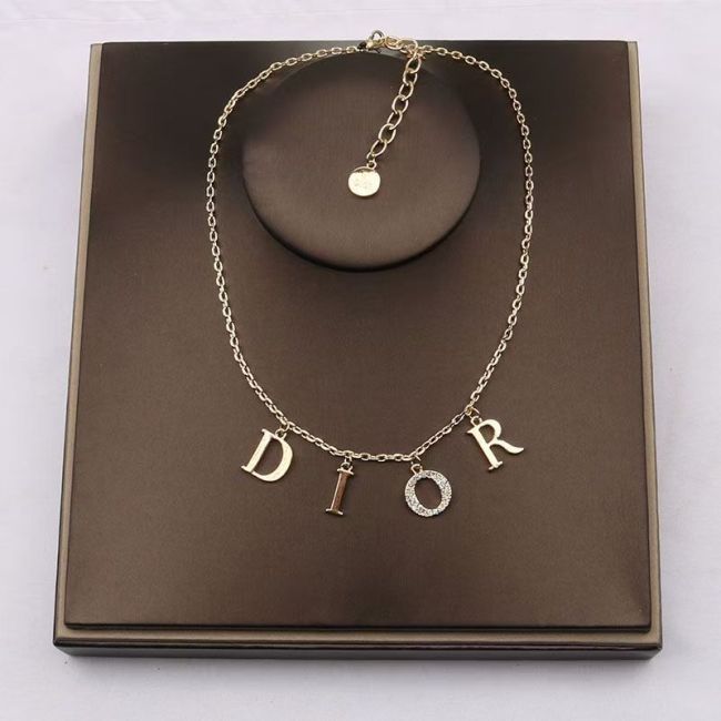 Designer Bracelet & Necklace Set No Box