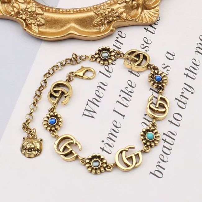 Designer Bracelet & Necklace Set No Box