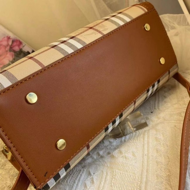 Woman Wholesale Handbag No Box #BUR