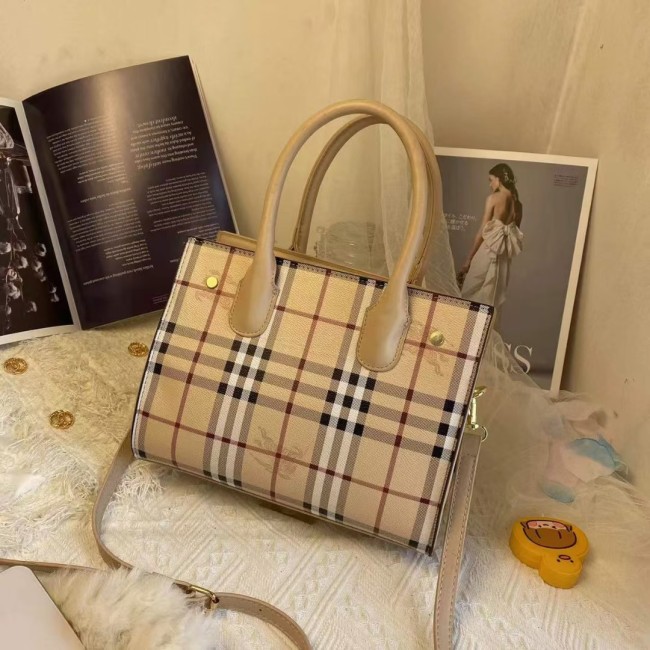 Woman Wholesale Handbag No Box #BUR