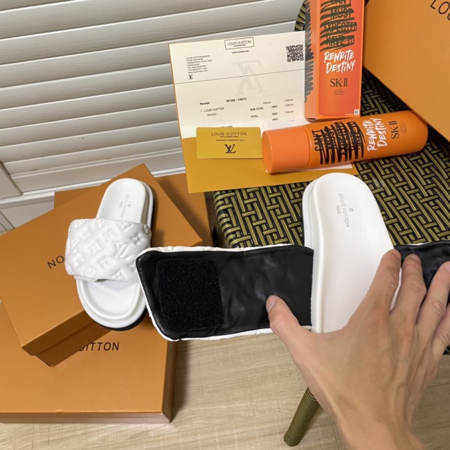 Wholesale Slides with Box #LOV