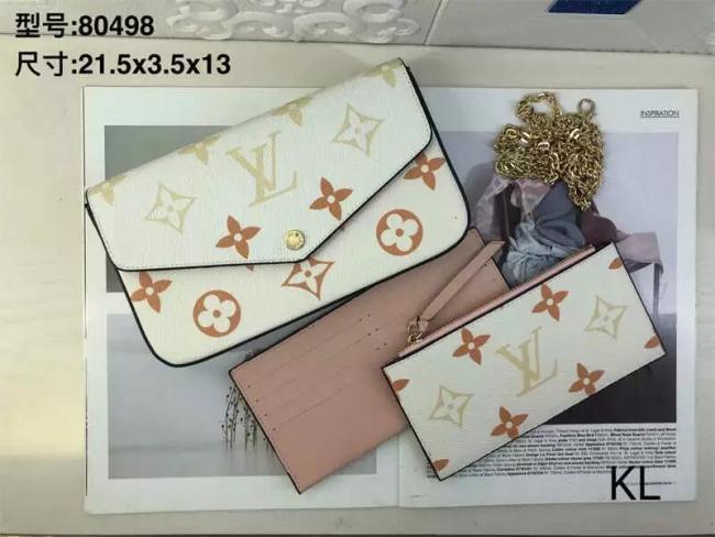 Wholesale Designer Fashion Messenger Bag #LOV