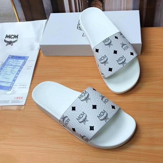Flash Sale Wholesale Slides with Box #MC
