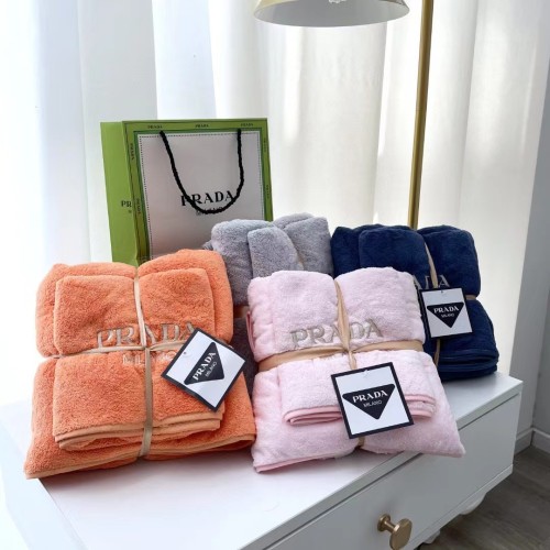 Designer Towel 2 pcs Set with Shopping Bags Coral Fleece Material