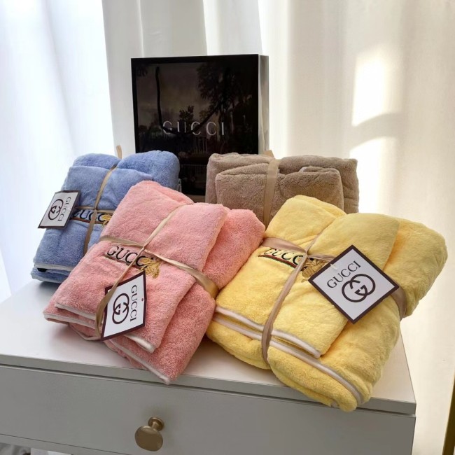 Designer Towel 2 pcs Set with Shopping Bags Coral Fleece Material