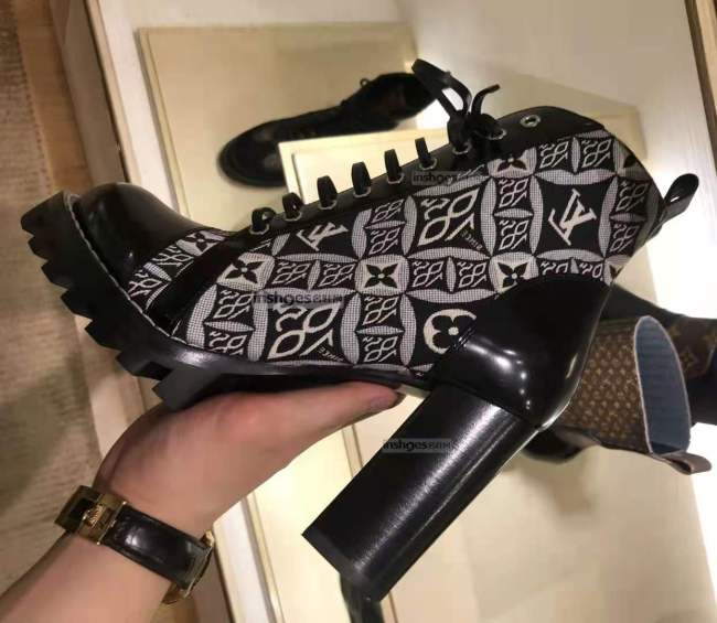 Wholesale Boots with Box #LOV