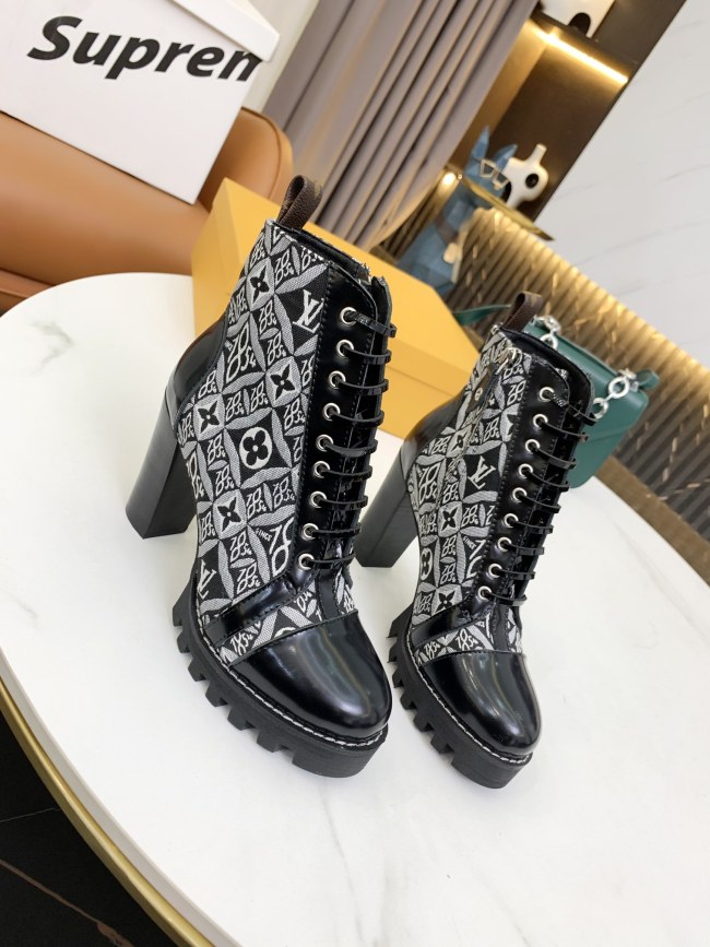 Wholesale Boots with Box #LOV