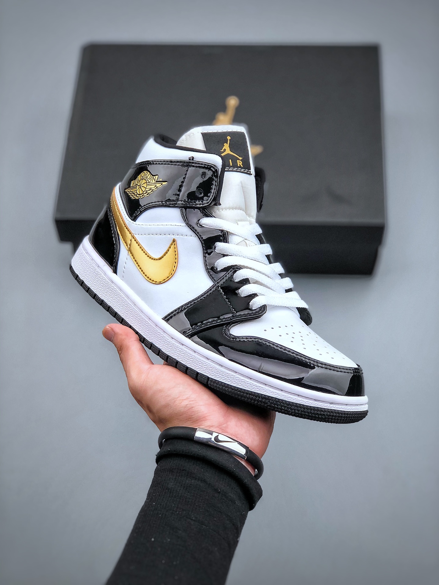 Wholesale Patent Leather Shoes with Box #NIK