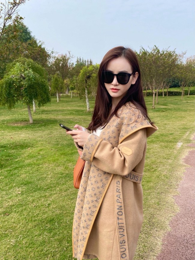 Wholesale Robe Hooded Coat with Tags #LOV