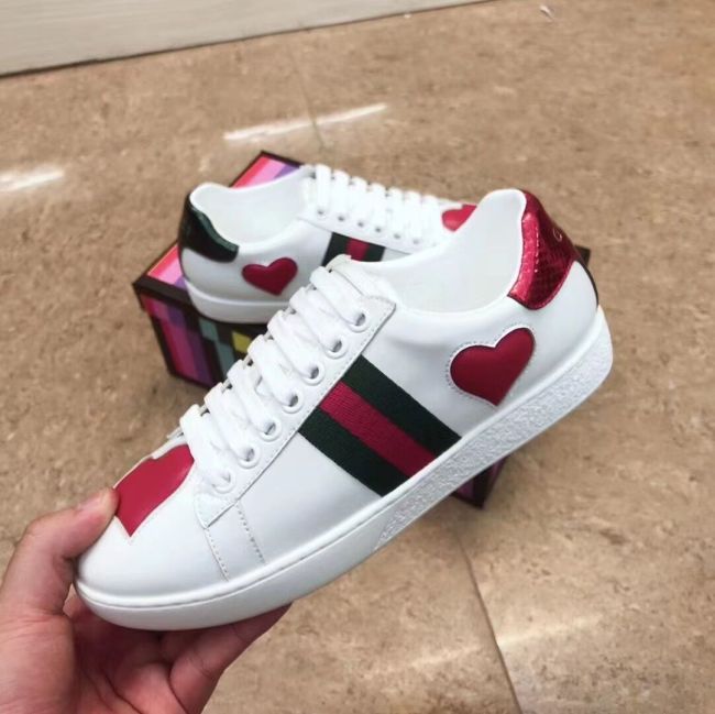 Wholesale Heart Shoes with Box #GUI