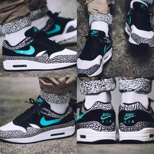 Sports Shoes with Box #NIK