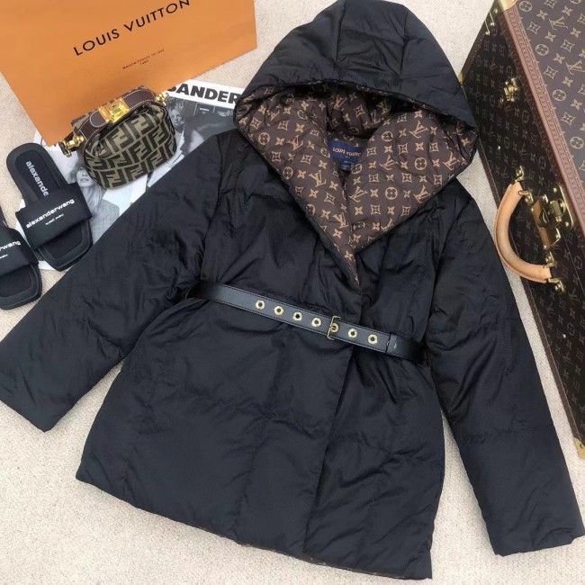 Top Quality Coat with Tags #LOV