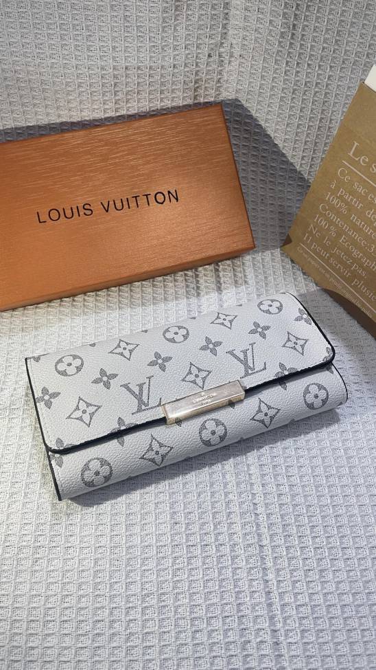 Women Comestic Bag with Box #LOV