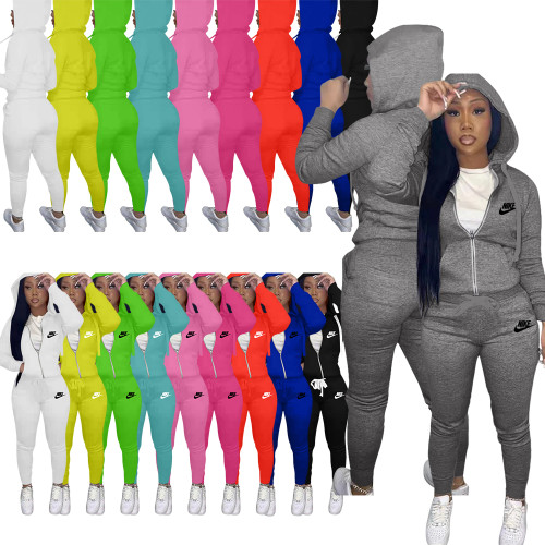 Women Sports Set with Stictched Logo with Tags #NIK